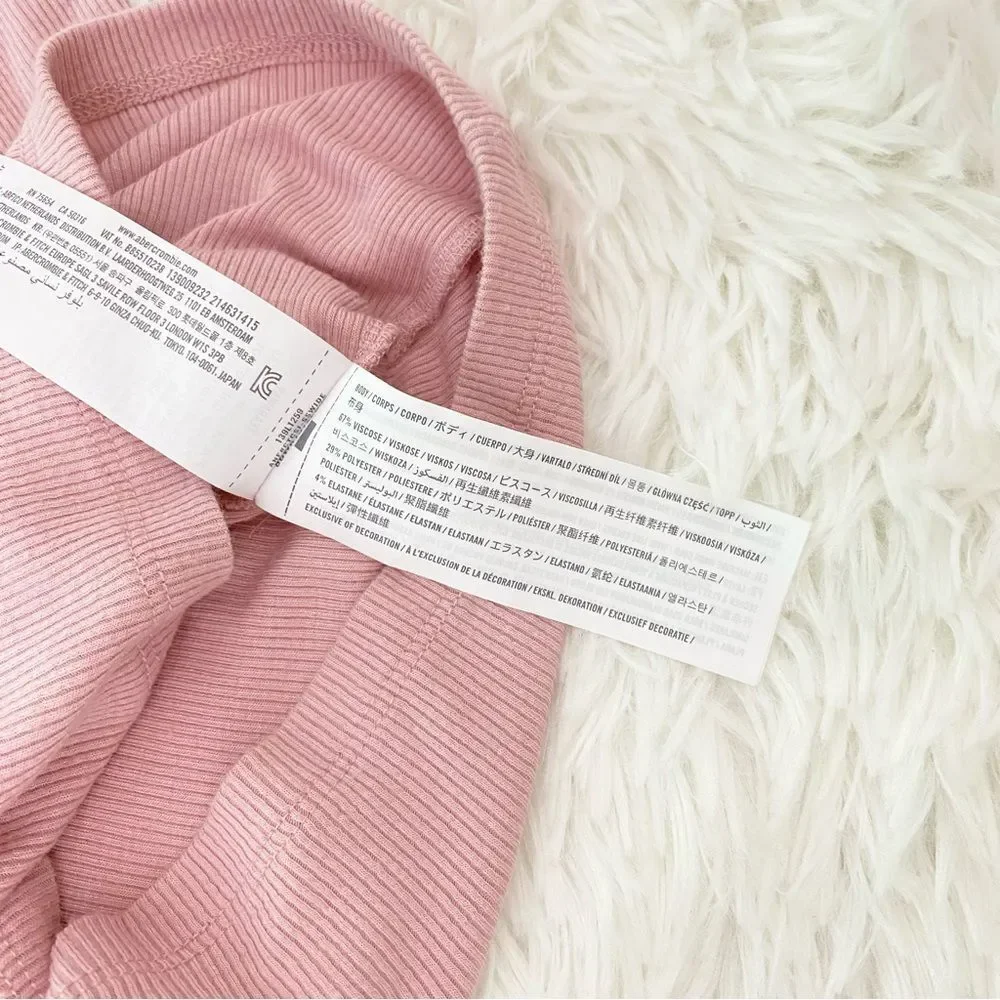 Abercrombie & Fitch Ribbed Scoop Neck Long Sleeve Tee - Picture 4 of 4